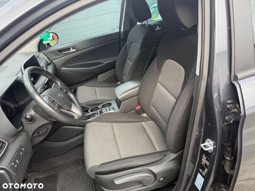 Hyundai Tucson 1.6 CRDi 48V-Hybrid 2WD DCT Select - 29