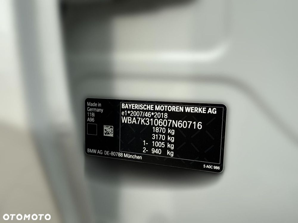 BMW Seria 1 118i Advantage - 21