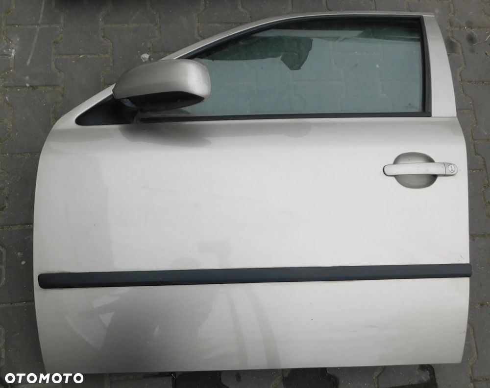 drzwi lewe przód SKODA OCTAVIA I 97-10