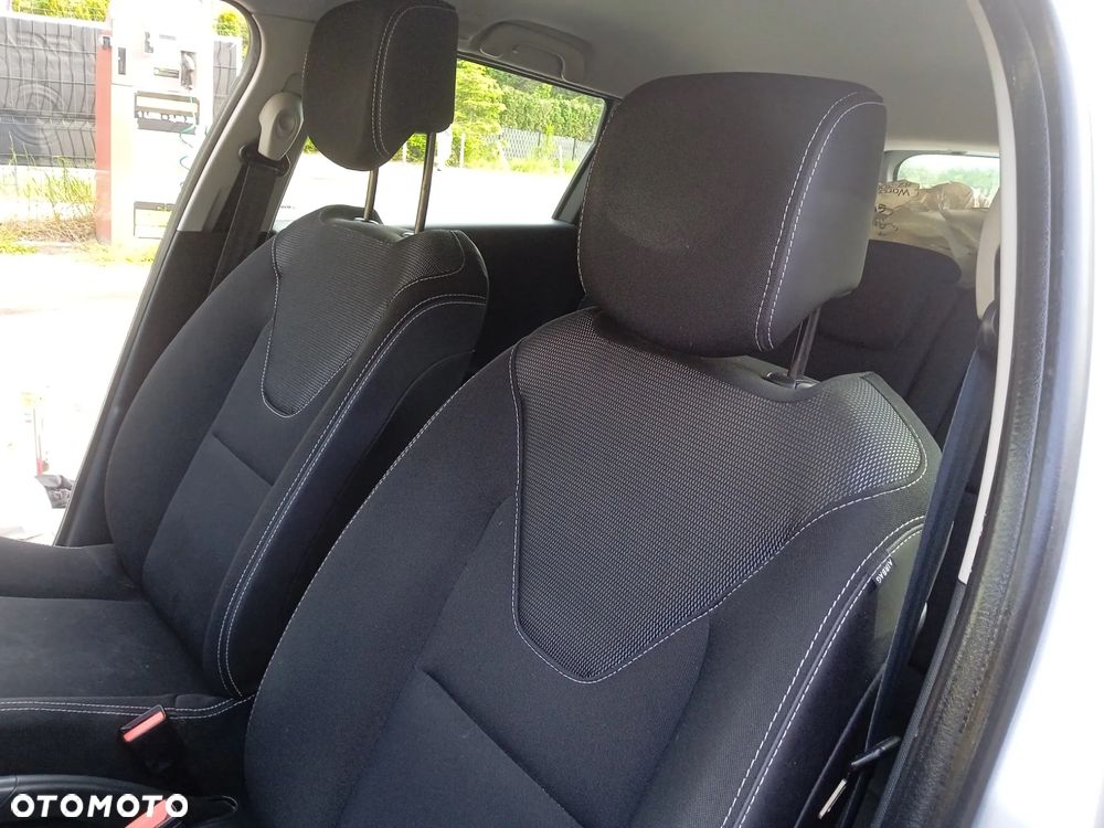 Renault Clio 0.9 Energy TCe Business EU6 - 11