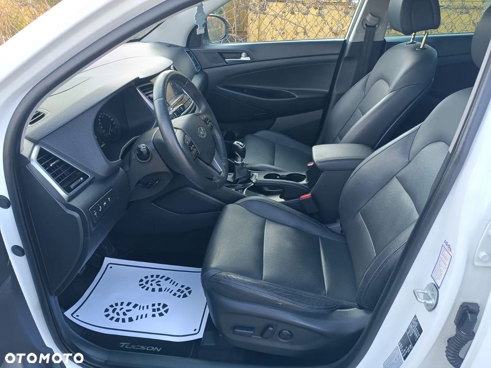 Hyundai Tucson blue 1.7 CRDi 2WD Advantage - 26