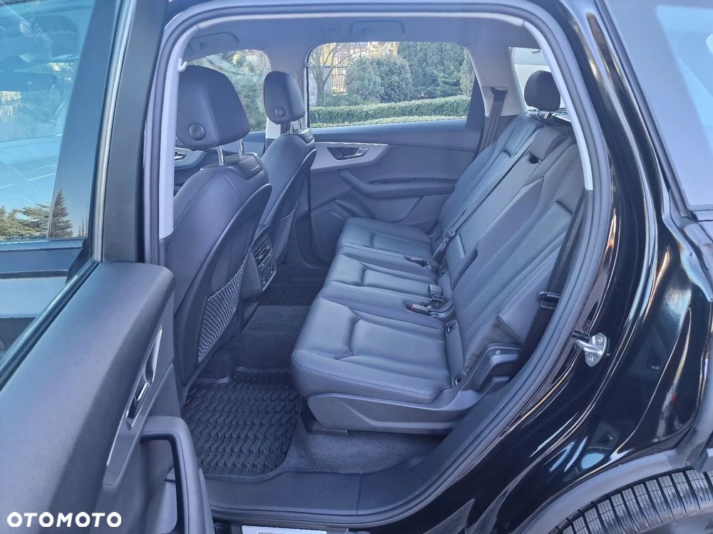 Audi Q7 55 TFSI mHEV Quattro Tiptr - 14