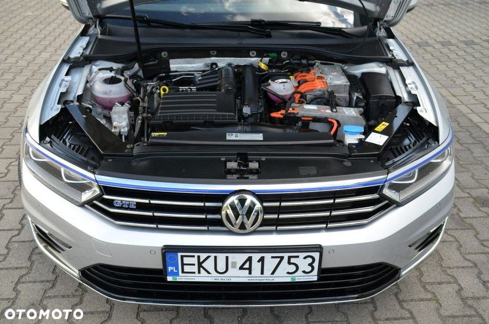 Volkswagen Passat - 6