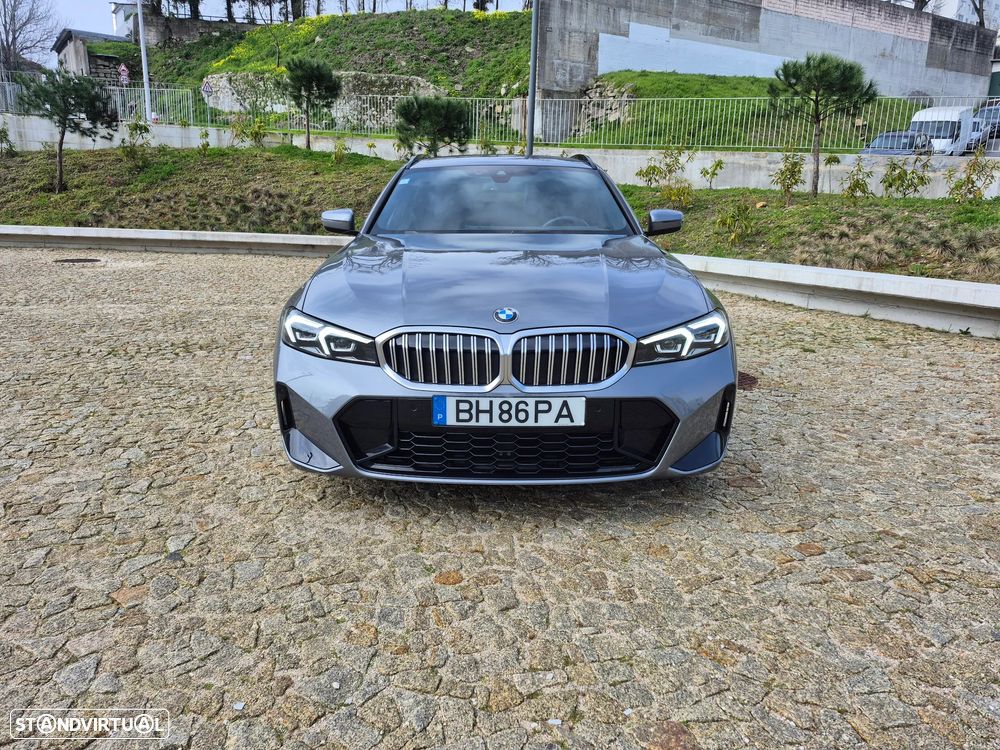 BMW 320 d Pack Desportivo M Auto - 1