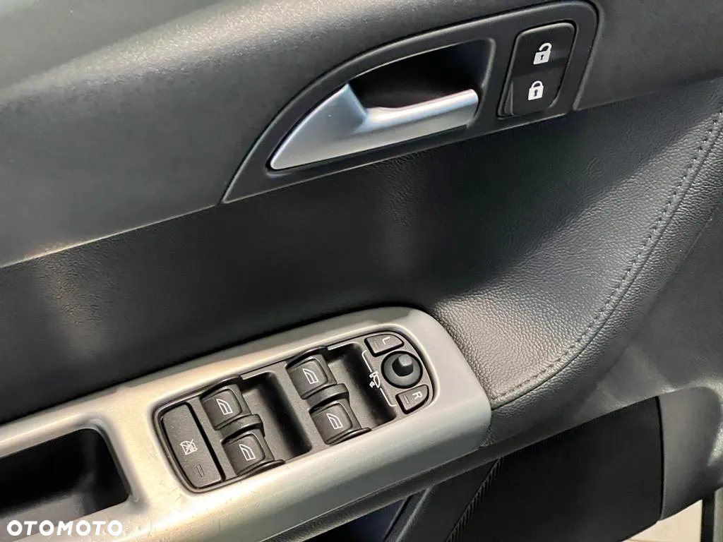 Volvo V50 DPF D4 Geartronic Summum - 12