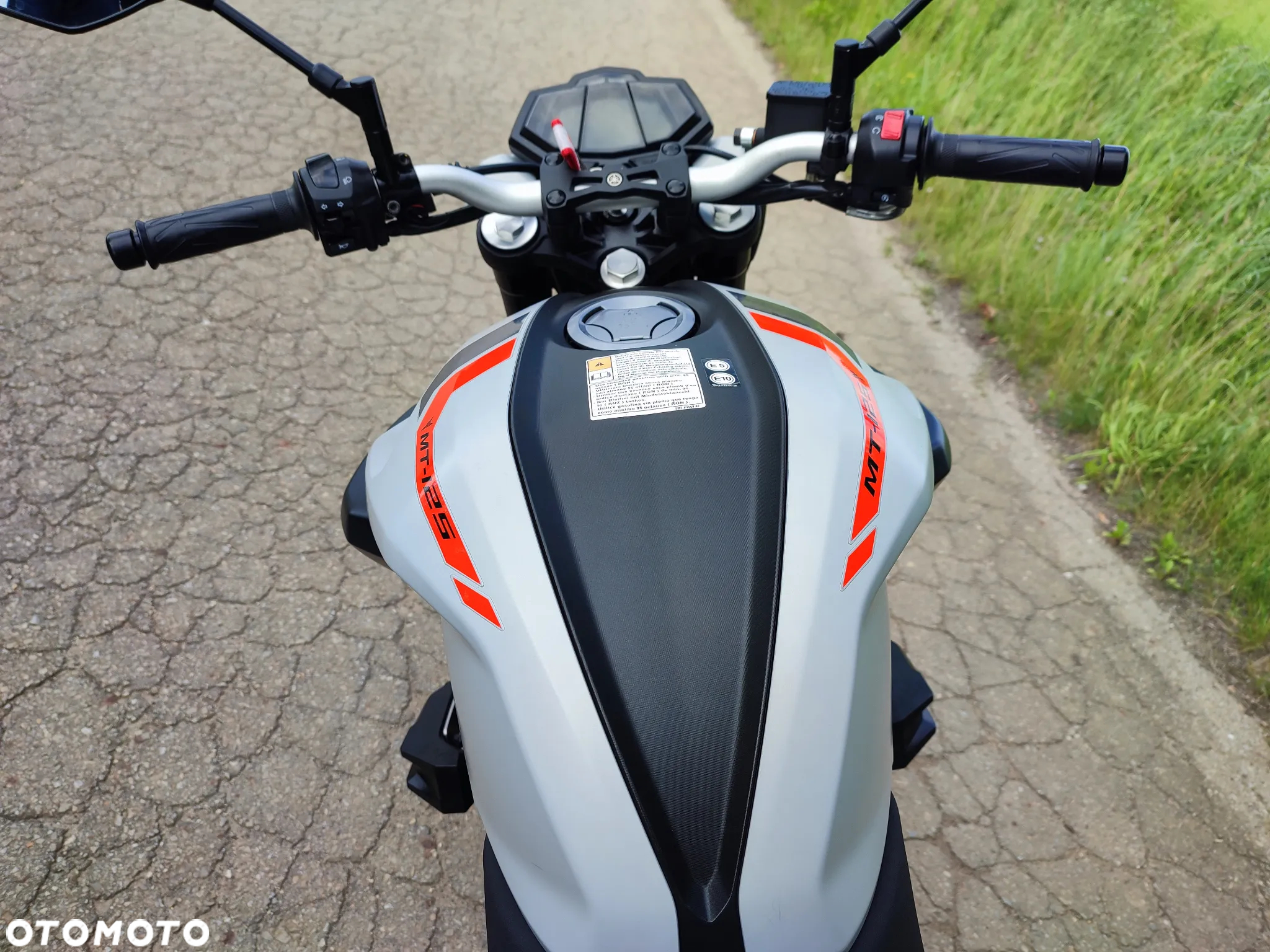 Yamaha MT - 11