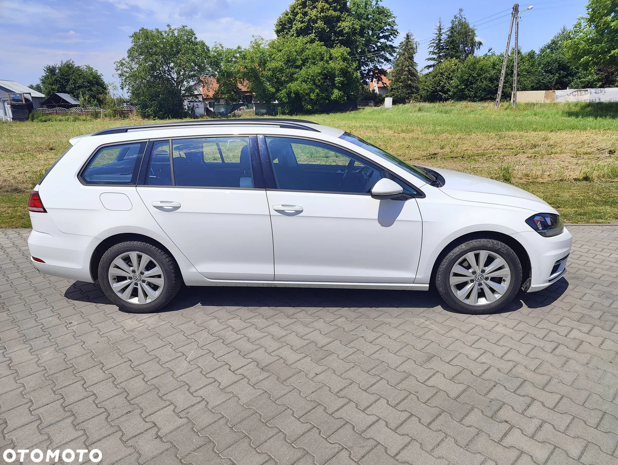 Volkswagen Golf VII 1.6 TDI BMT Comfortline - 4