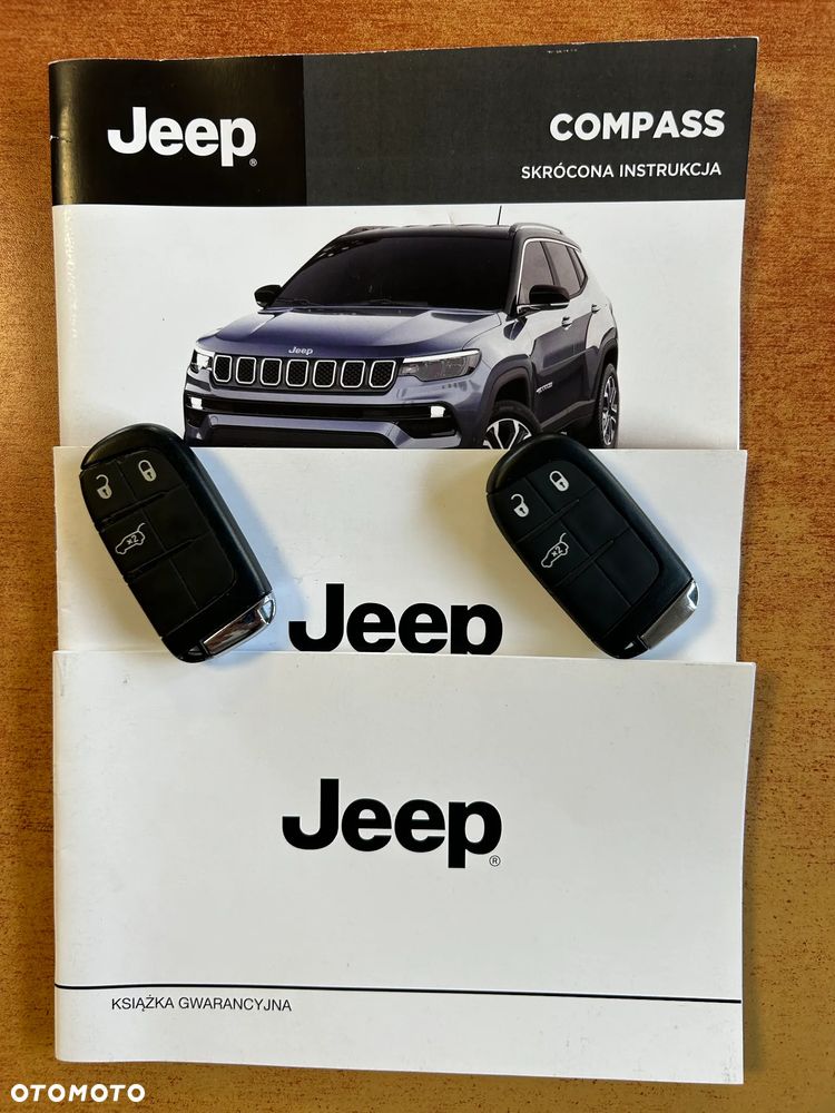 Jeep Compass - 30