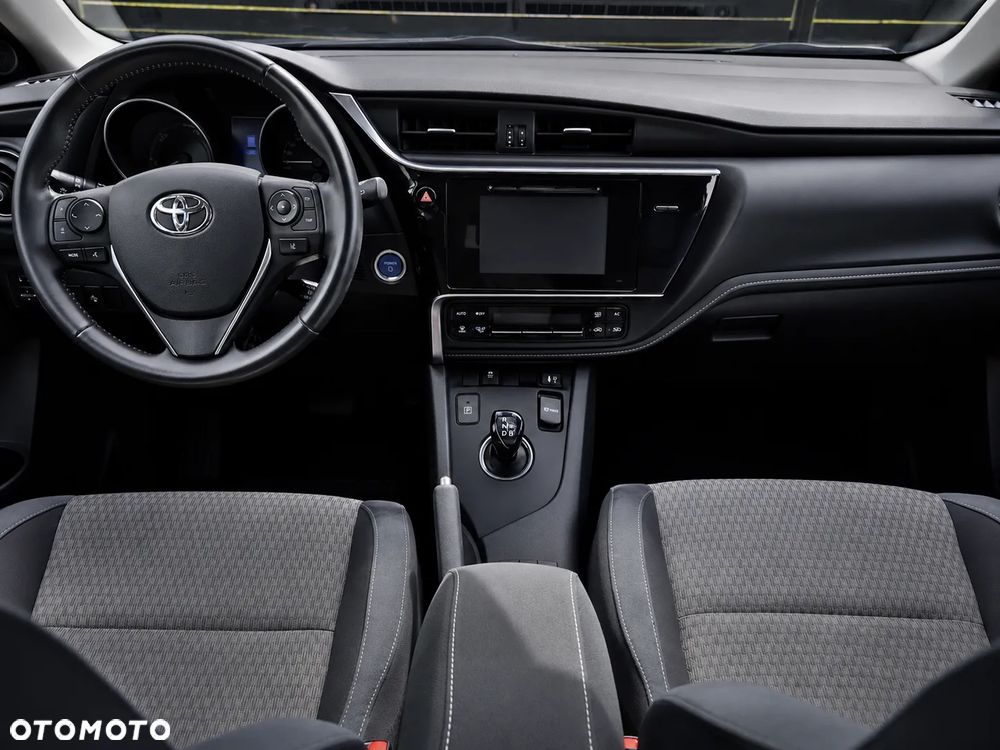 Toyota Auris Hybrid 135 Selection - 15