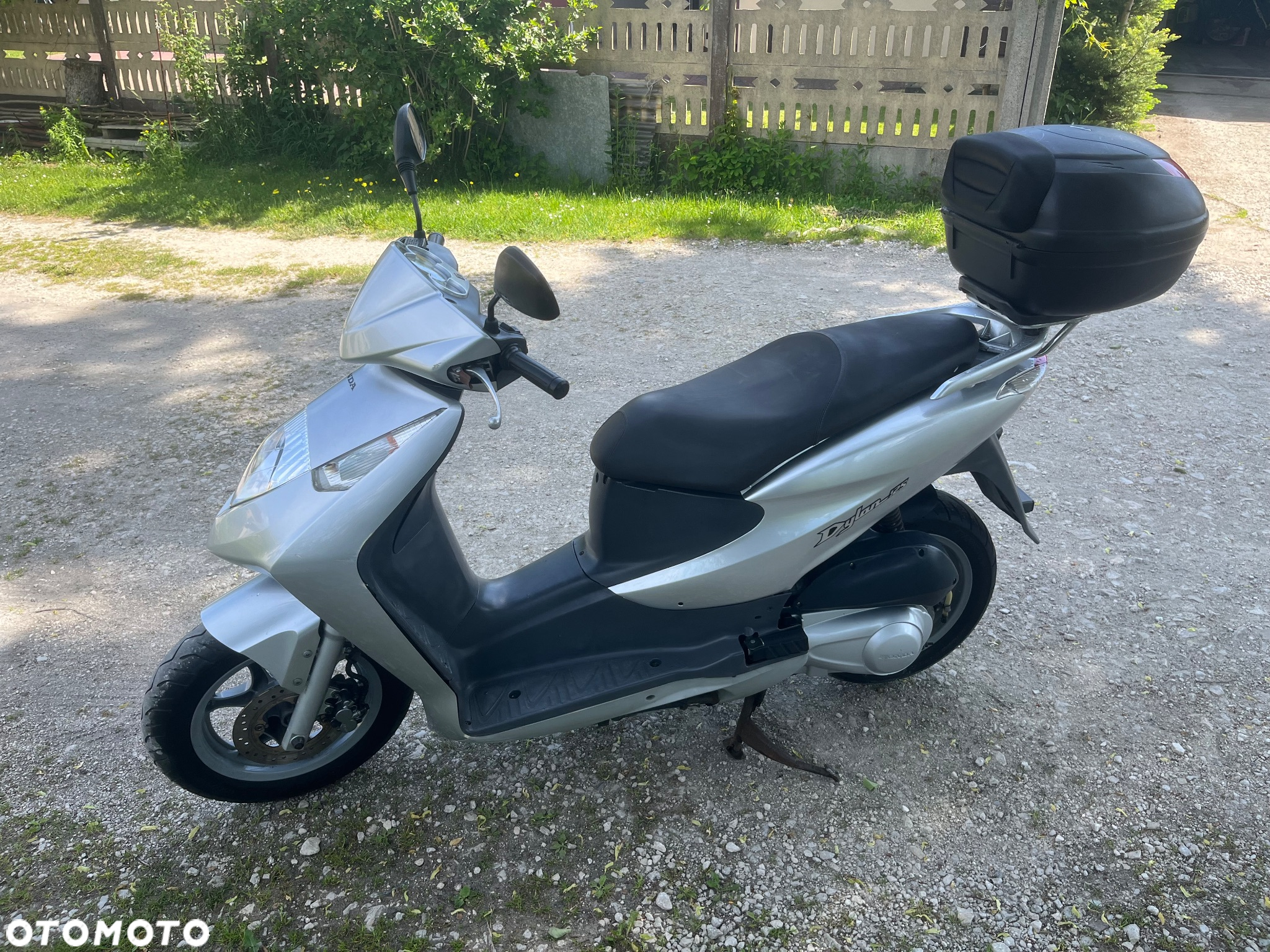 Honda Dylan - 2