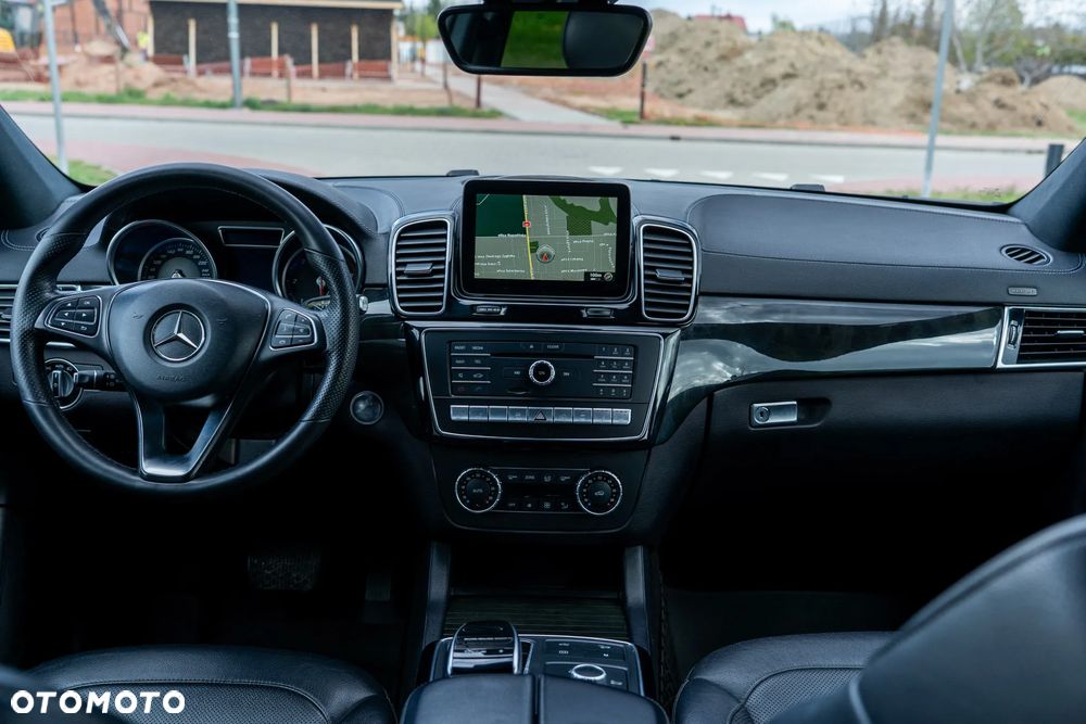 Mercedes-Benz GLE - 30