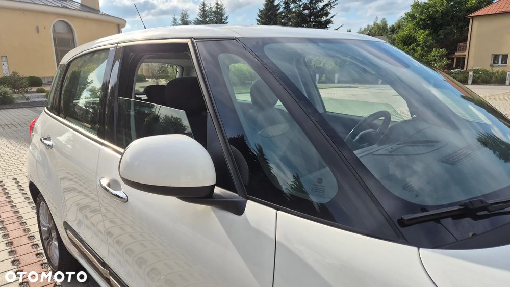 Fiat 500L 1.4 16V Urban Edition - 19