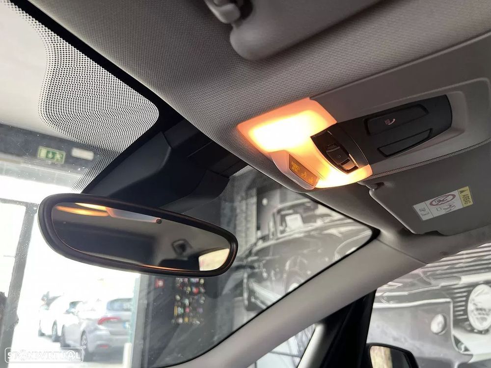 BMW 225xe Active Tourer Advantage - 17