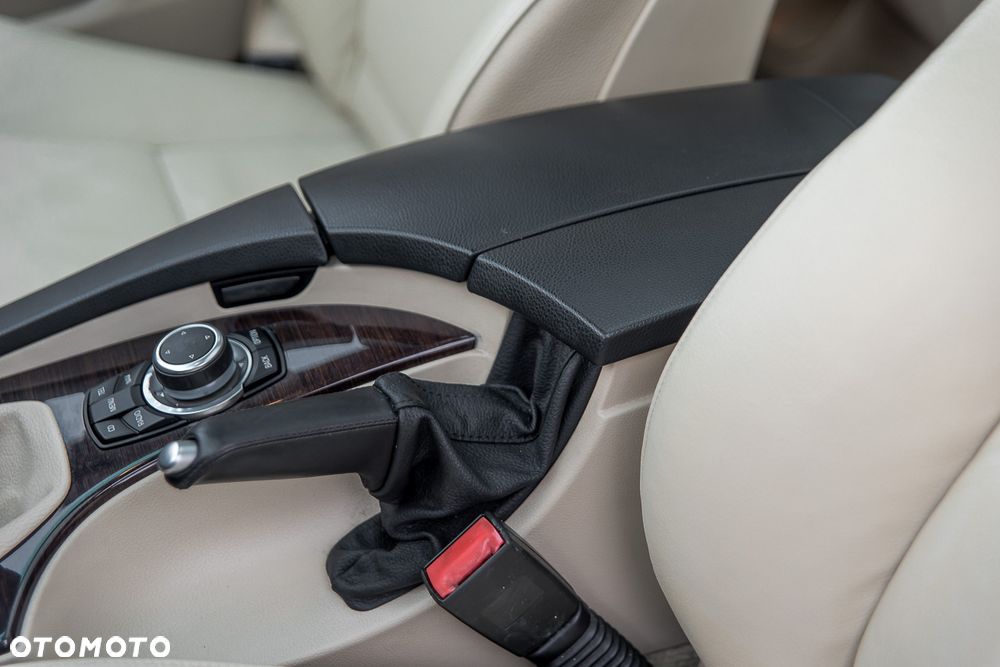 BMW Seria 5 - 10