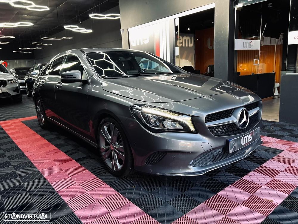 Mercedes-Benz CLA 180 d Shooting Brake Urban - 2