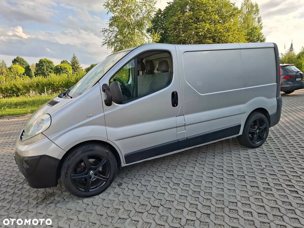 Renault Trafic - 14
