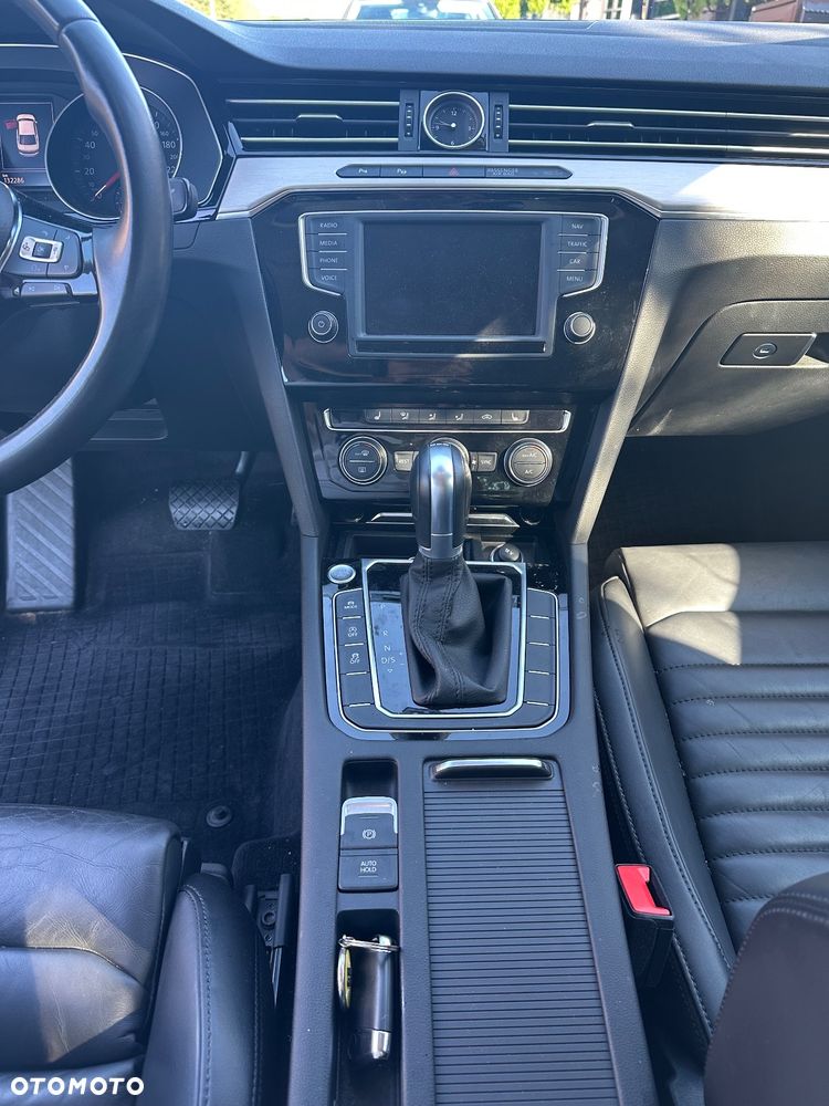 Volkswagen Passat 1.8 TSI BMT Highline DSG - 9