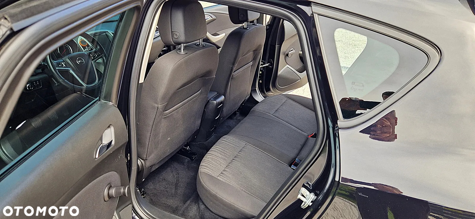 Opel Astra 1.4 Turbo Color Edition - 18