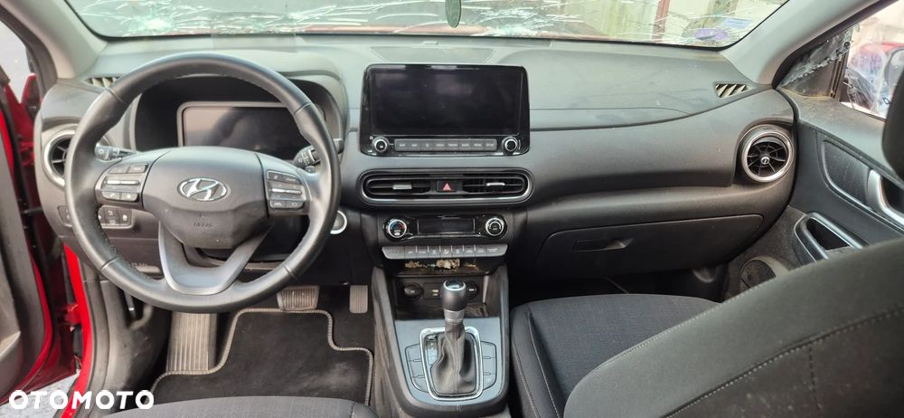 Hyundai Kona - 22