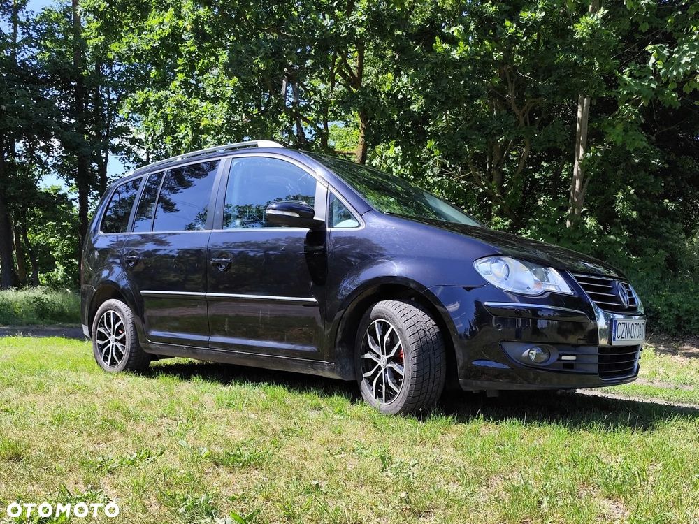 Volkswagen Touran - 5