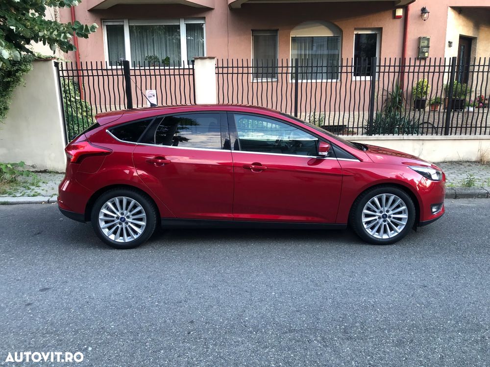 Ford Focus 1.0 EcoBoost Titanium - 9