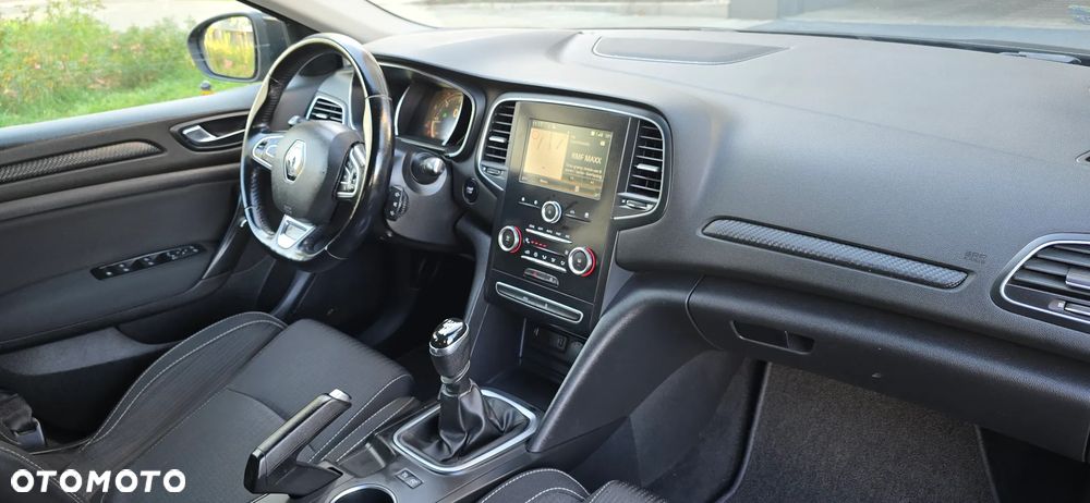 Renault Megane 1.5 dCi Limited - 12