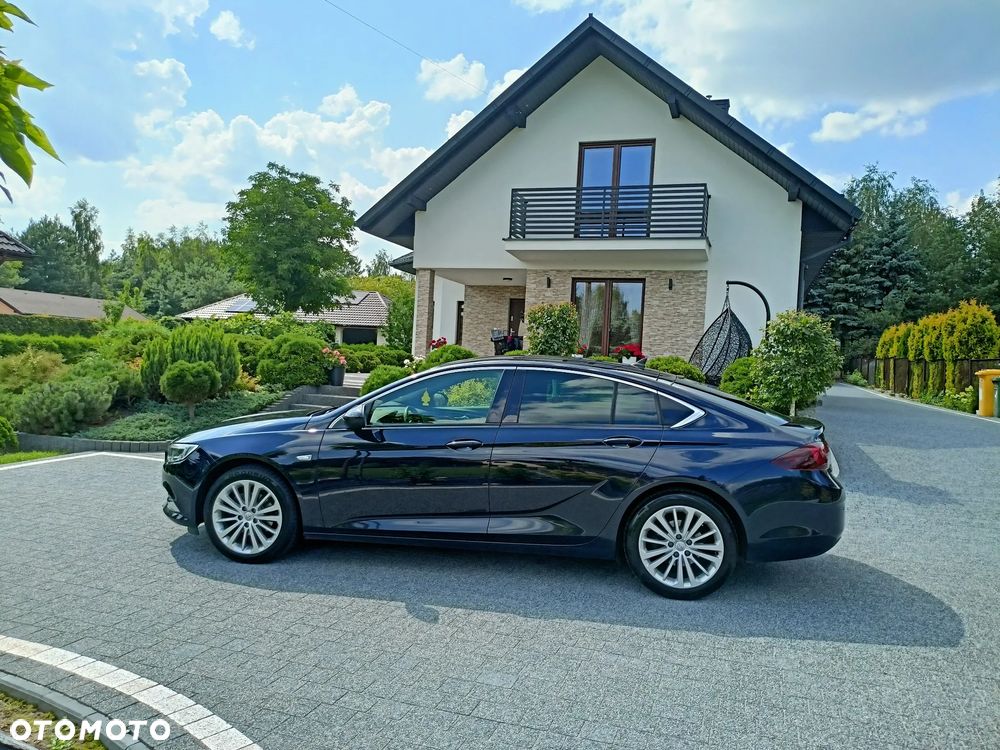 Opel Insignia - 8