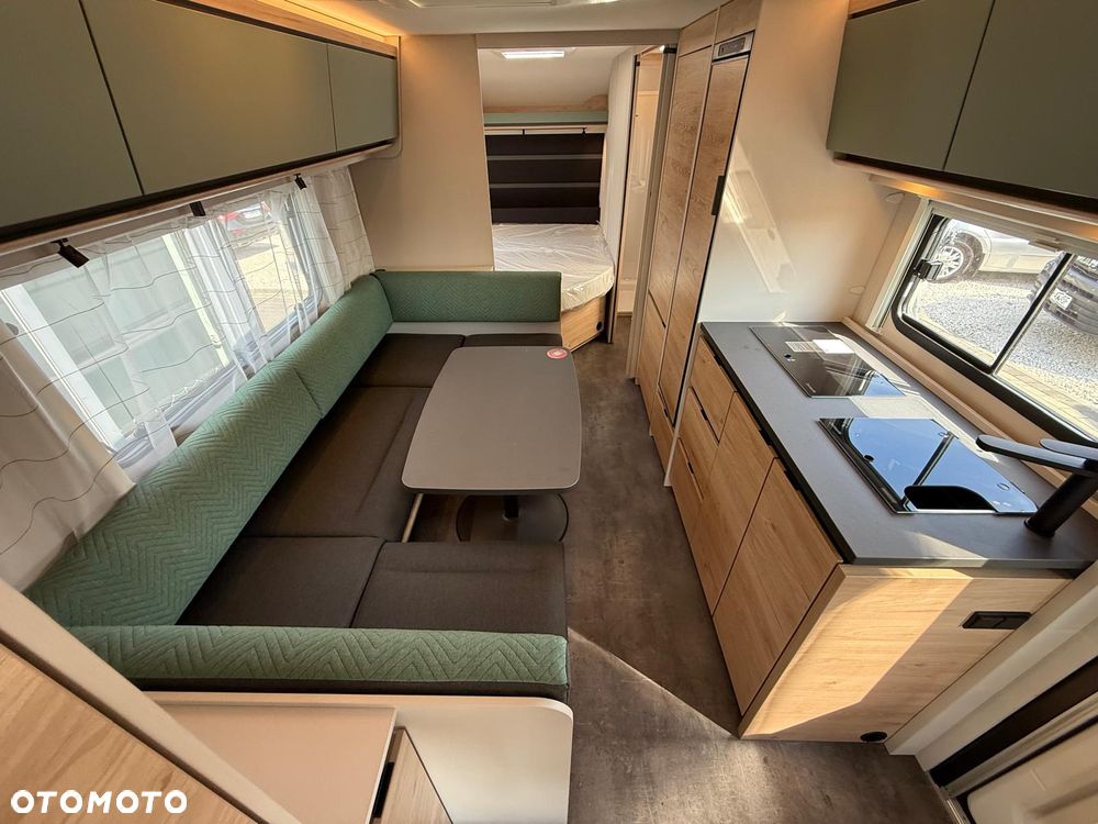 Dethleffs Camper 560 FMK - 12