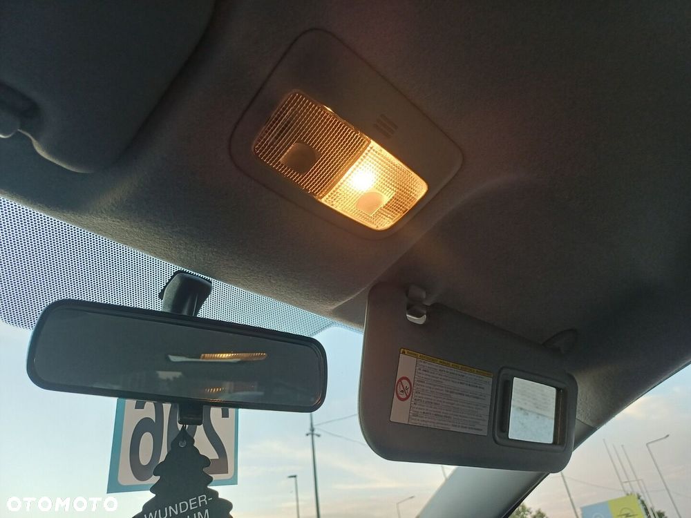 Toyota Yaris 1.0 Terra - 22
