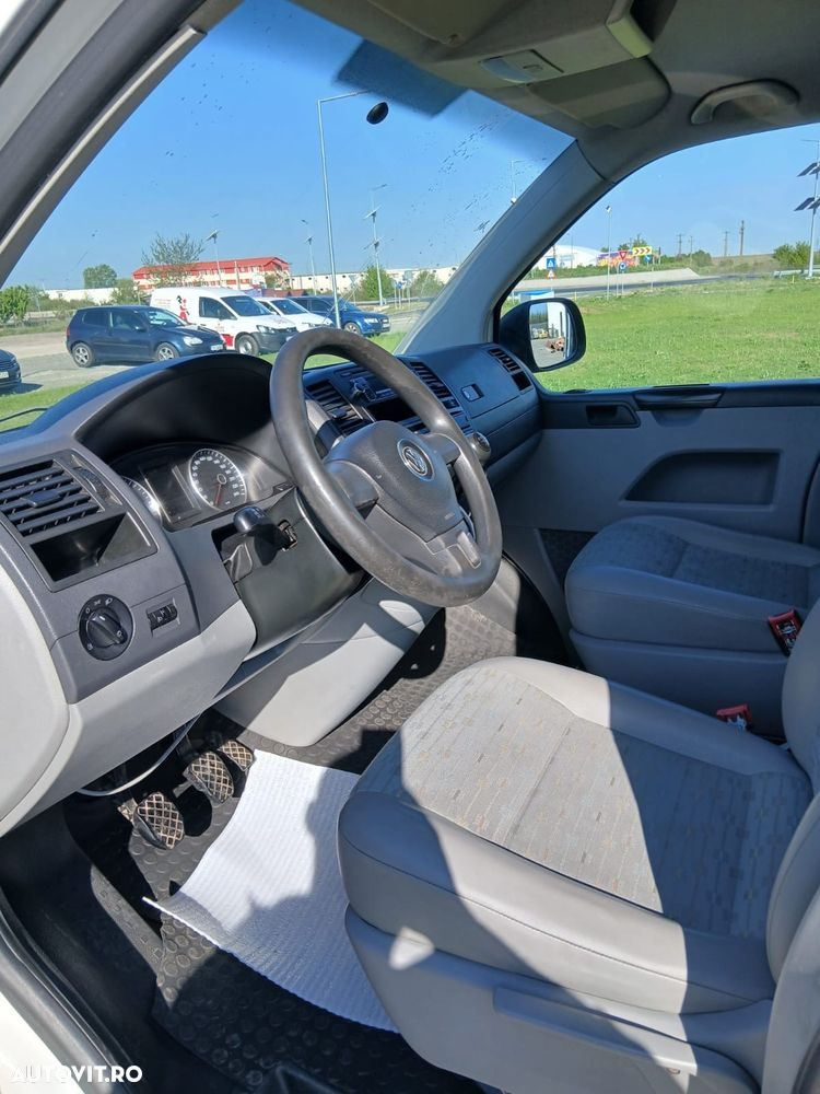Volkswagen T5 - 11