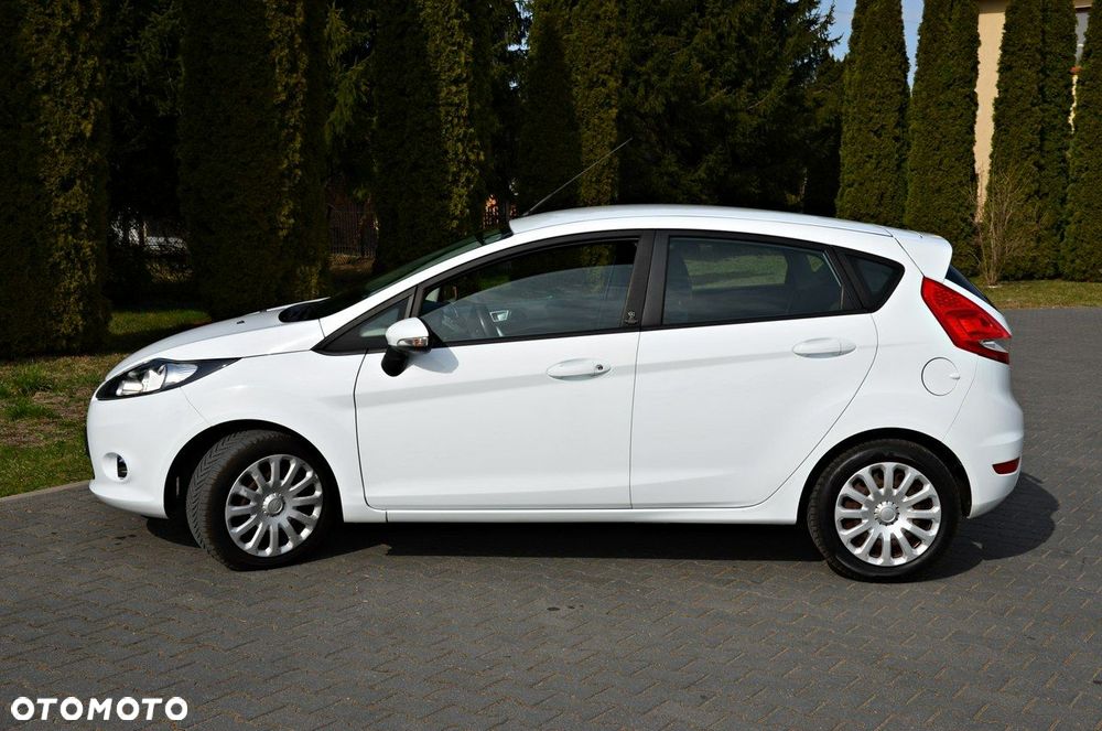 Ford Fiesta 1.25 Silver X Plus 2 EU6 - 23