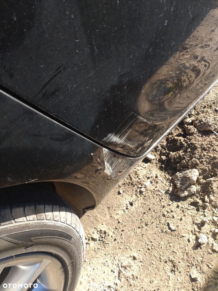 Opel Astra 1.6 Turbo Cosmo - 6