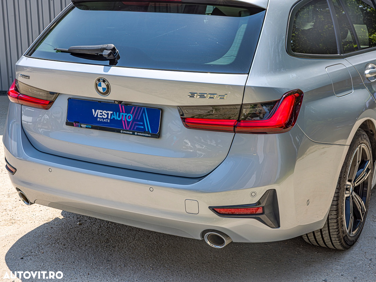BMW Seria 3 320d Touring xDrive Aut. - 32