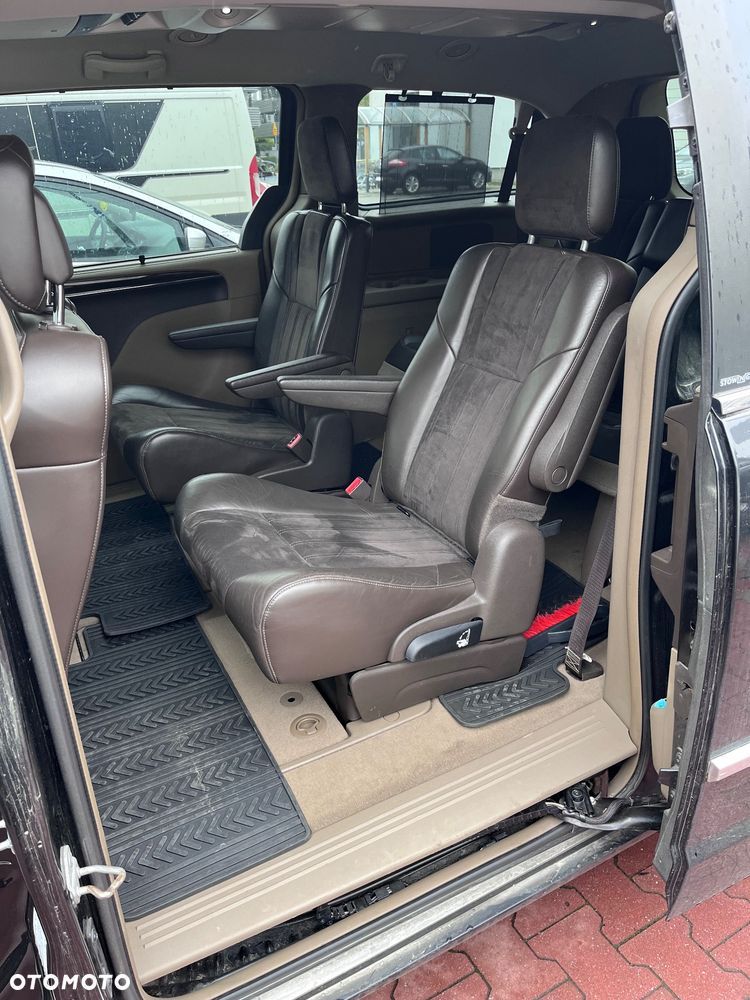 Lancia Voyager 3.6 Platinum - 19