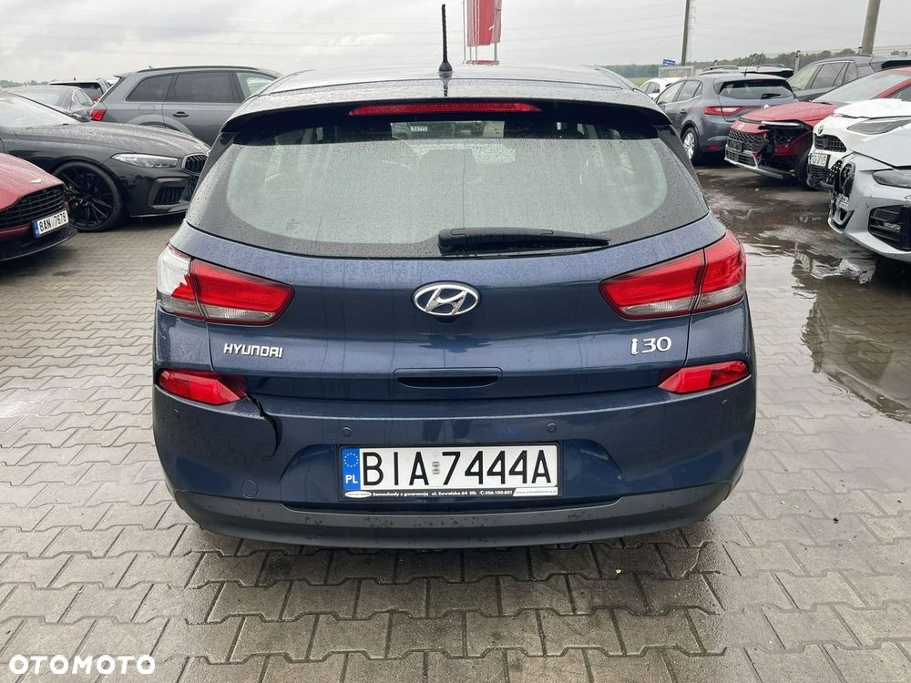 Hyundai i30 1.4 Select - 8