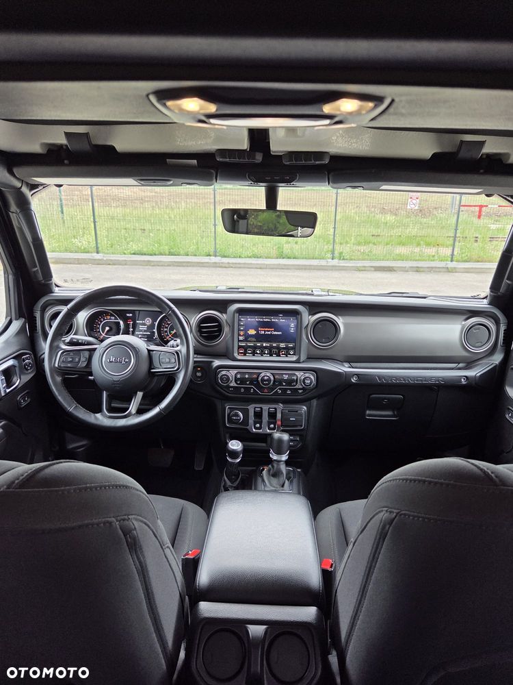 Jeep Wrangler - 17