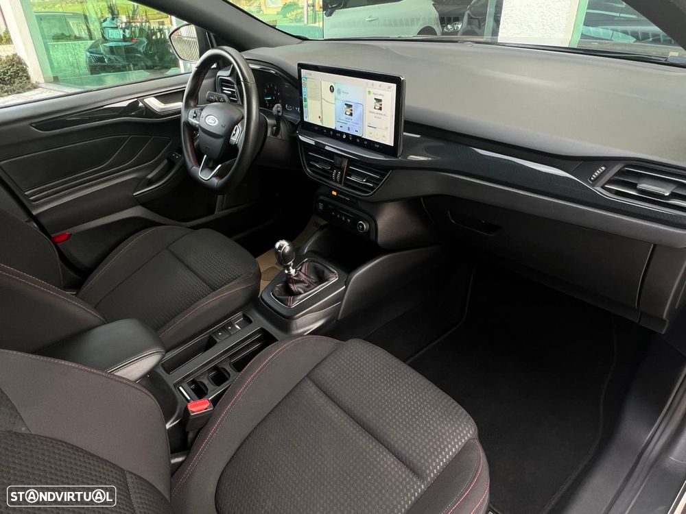 Ford Focus 1.0 EcoBoost MHEV ST-Line Style SIP - 33