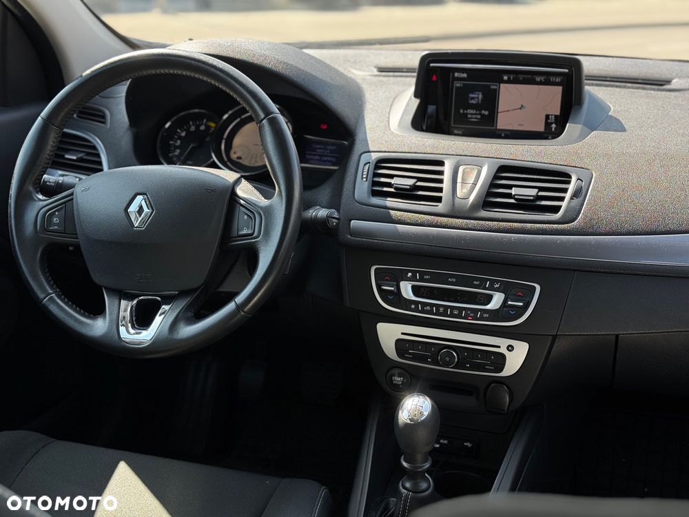 Renault Megane ENERGY TCe 115 Start & Stop Bose Edition - 5