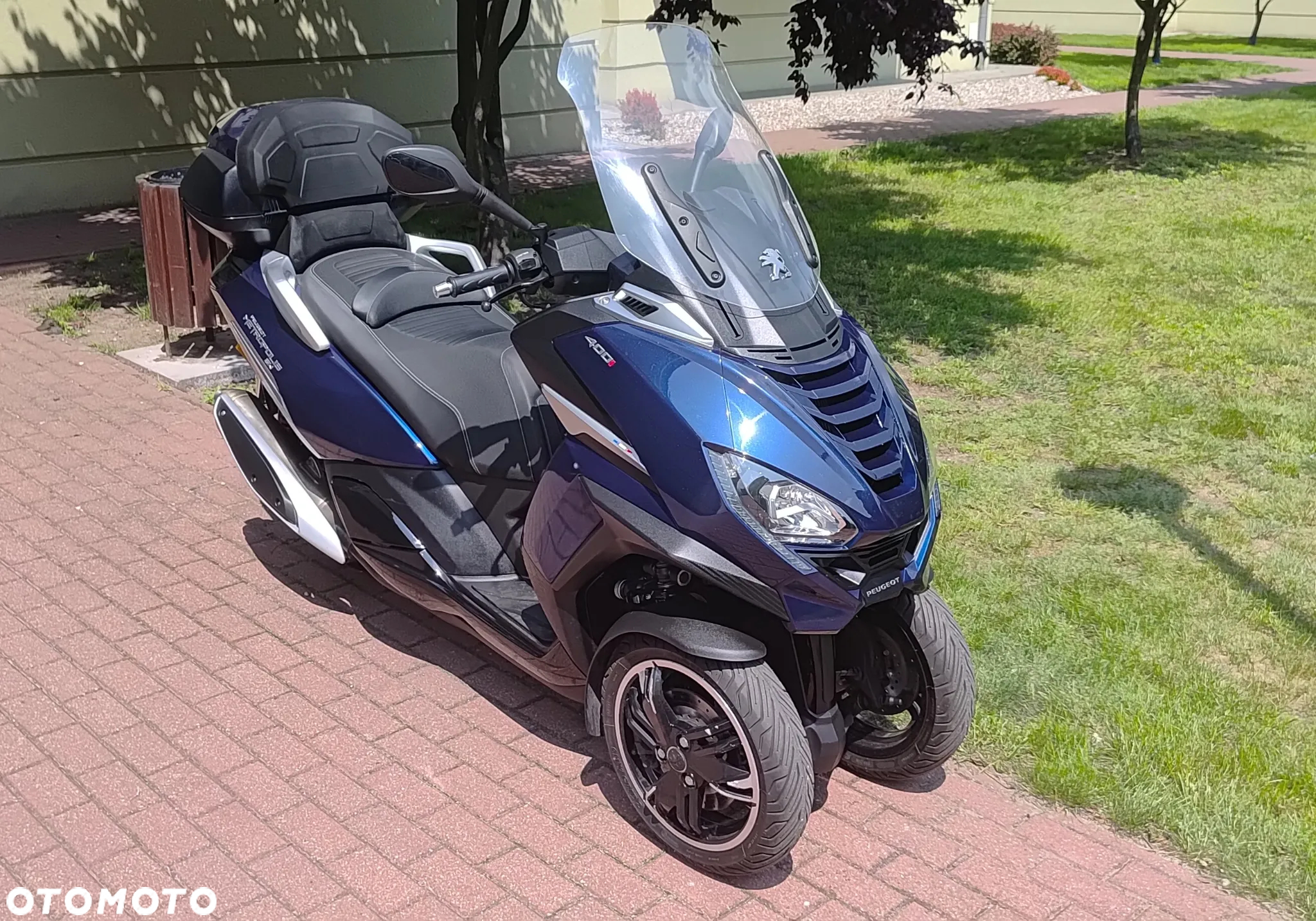 Peugeot Metropolis - 2