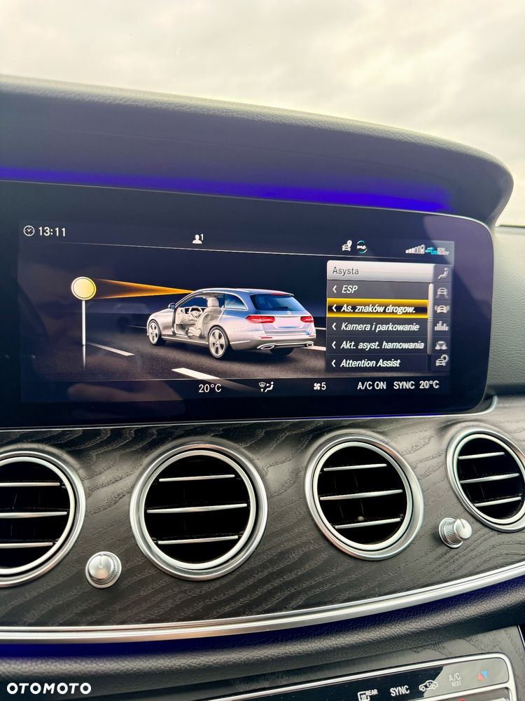 Mercedes-Benz Klasa E 220 d 9G-TRONIC Avantgarde - 21