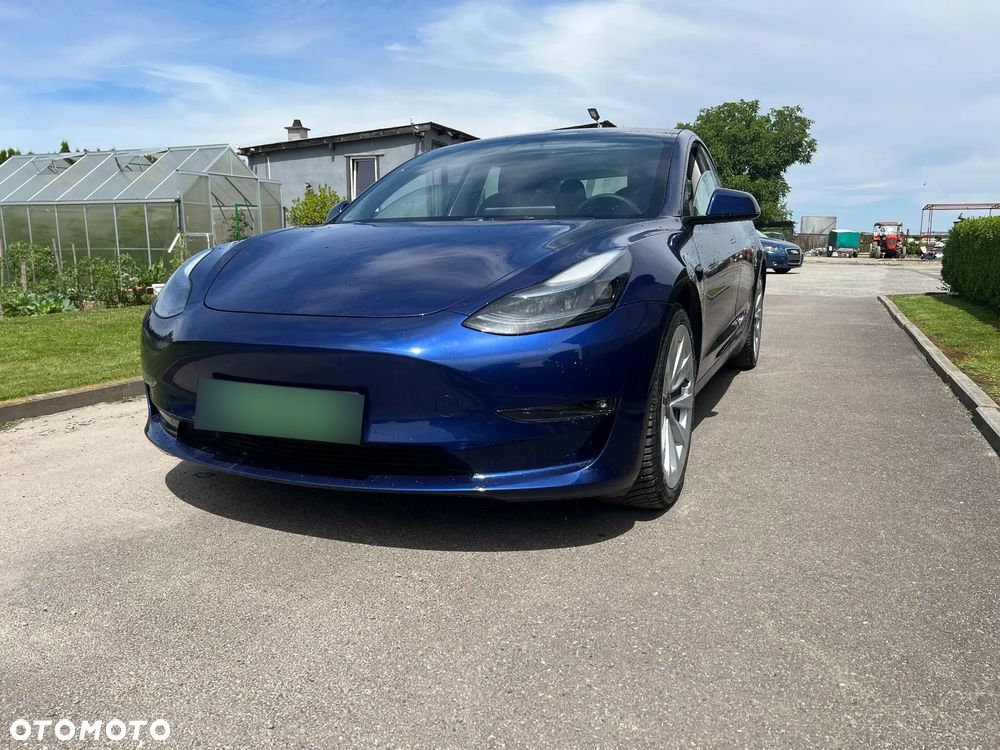Tesla Model 3 Langstreckenbatterie Allradantrieb Dual Motor - 1