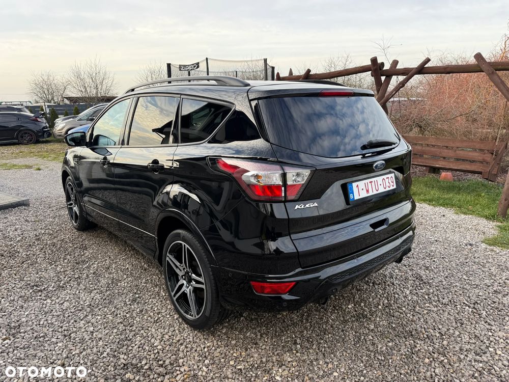 Ford Kuga 2.0 TDCi 2x4 ST-Line - 11