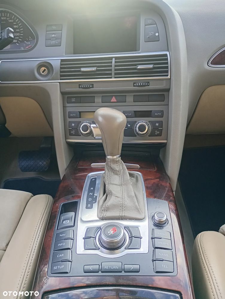 Audi A6 Limousine 2.4 Multitronic - 9