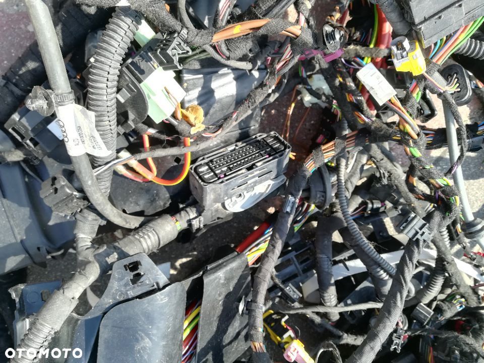 INSTALACJA WIĄZKA ELEKTRYCZNA AUDI A6 C8 - 4
