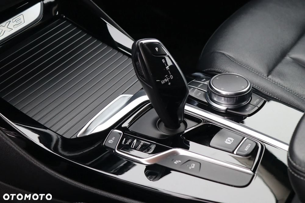 BMW X3 xDrive20d M Sport Edition - 12