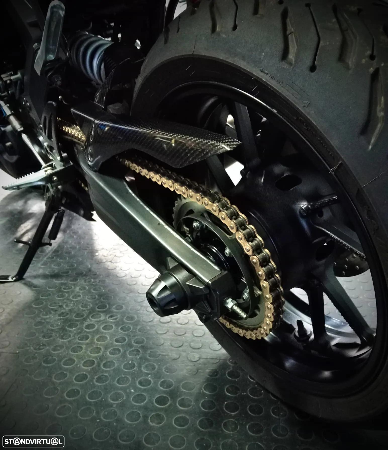 Yamaha R - 13