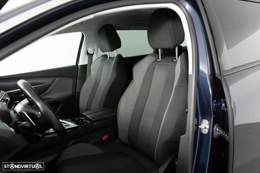 Peugeot 5008 1.2 PureTech Allure EAT8 - 10