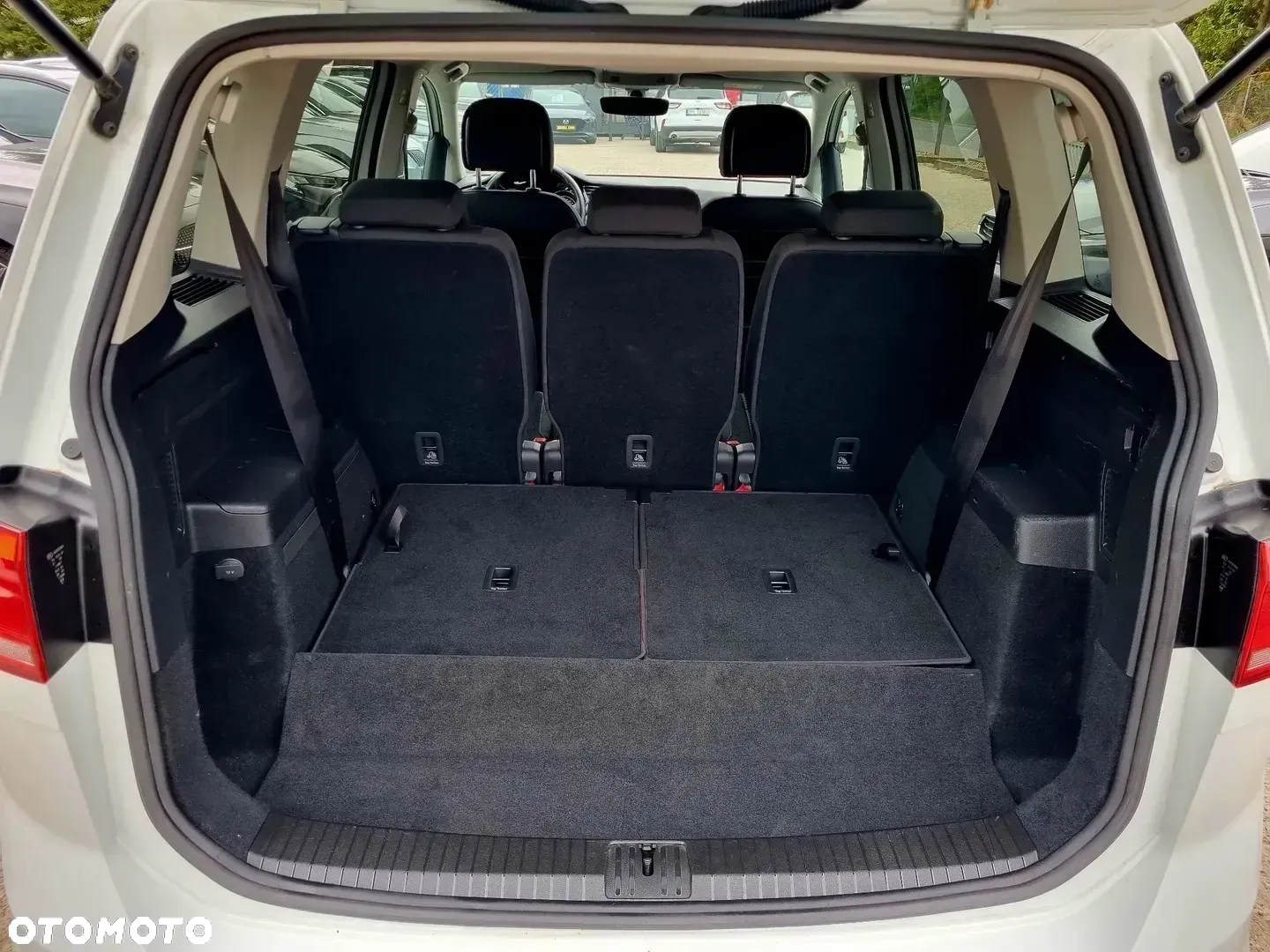 Volkswagen Touran 1.6 TDI SCR (BlueMotion Technology) DSG Comfortline - 15