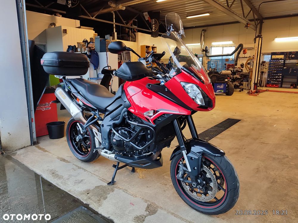 Triumph Tiger - 2