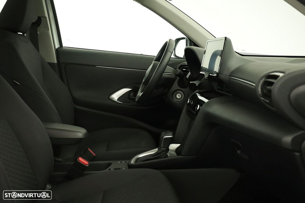 Toyota Yaris Cross 1.5 HDF Comfort - 20